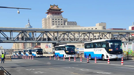 从油到电，世界杯官网连续护航全国两会二十年